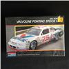 Image 1 : MONOGRAM 1:24 SCALE VALVOLINE PONTIAC STOCK CAR MODEL KIT