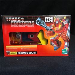 TRANSFORMERS COMMEMORATIVE SERIES RODIMUS MAJOR AUTO BOD ( NEW SEALED)