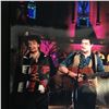 Image 2 : MUMFORD AND SONS SIGNED 8 X 10