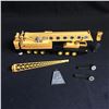 Image 2 : DIE-CAST GROVE 6 AXEL MOBILE CRANE