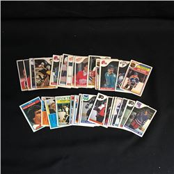 VINTAGE HOCKEY CARD LOT