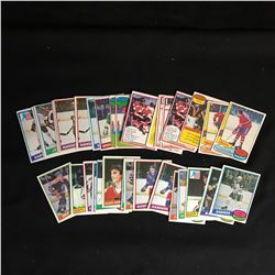 VINTAGE HOCKEY CARD LOT