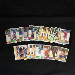 VINTAGE HOCKEY CARD LOT