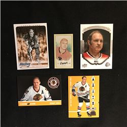 BOBBY HULL HOCKEY CARD LOT