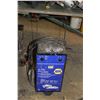 Image 1 : NAPA BATTERY CHARGER