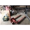 Image 2 : RED PALLET JACK