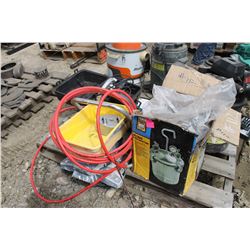 10 LITRE PAINT POT, YELLOW PAINT POT & AIR GUN