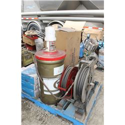 GRACO AIR PUMP C/W 2 REELS