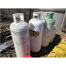 5 PROPANE TANKS