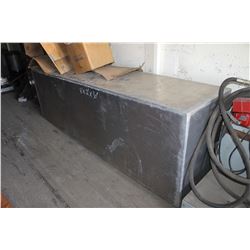 ALUMINUM FUEL TANK (APPROX. 8'X2'X30")