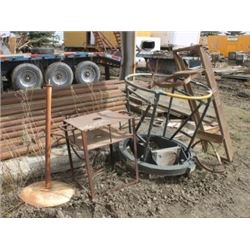 2 CRADLES & SMALL STAND