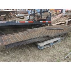 1 PALLET OF GRATING