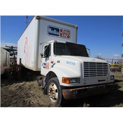 1998 IH 4700 C/W 25' VAN