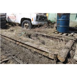 APPROX. 8' X 16' SKID