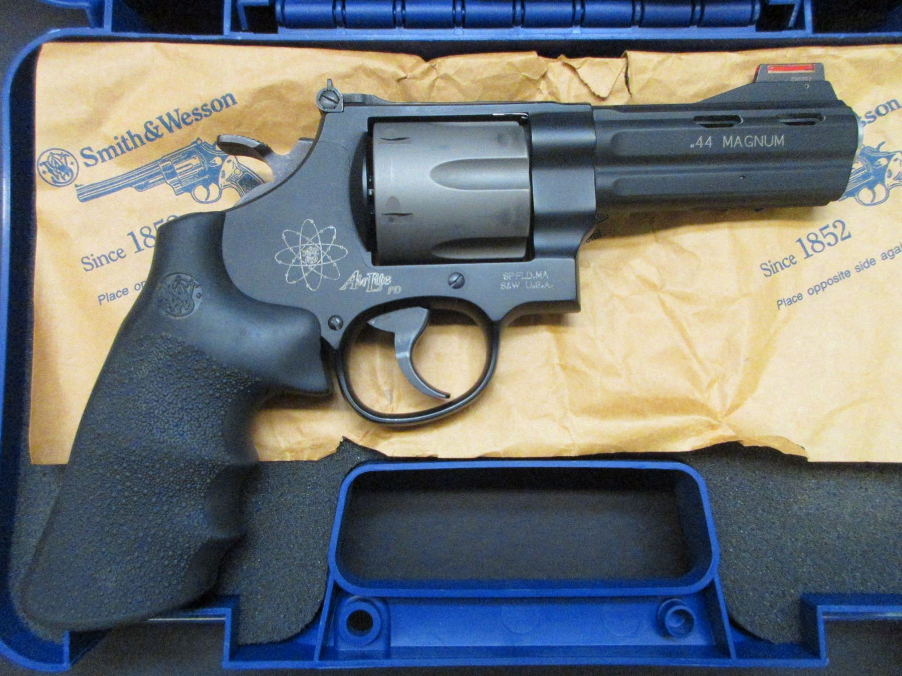 Smith and Wesson Air Lite Pd Revolver .44 Mag 4" Barrel Titanium