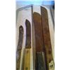 Image 2 : 4 Vintage Knives and Meat Saw