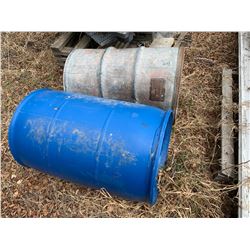 2x 45 Gallon Barrels (1x Plastic, 1x Metal)