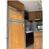 Image 23 : 1995 25.5' Fifth Wheel Camper - c/w Slide Out