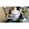 Image 6 : Assortment of Tea Pots and China