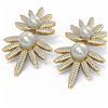 Image 3 : 8 ctw Diamond & Pearl Earrings 18K Yellow Gold