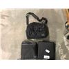 Image 1 : GOHEX, LIFEWIT & UNKNOWN BAG