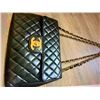 Image 7 : Chanel Maxi Jumbo Lambskin Handbag