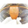 Image 10 : LOUIS VUITTON Keepall 60 Monogram Canvas Duffel