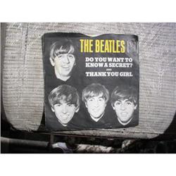 BEATLES 45 PICTURE SLEEVE DO U WANT 2 KNOW A #890979