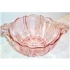 Image 1 : Pink Oyster and Pearl Deep Handled Bowl #904874