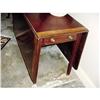 Image 1 : 639 18th Century English Dropleaf Table #933142