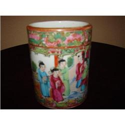 C. 1840 ROSE MEDALLION BRUSH POT #933344