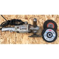 BLACK & DECKER HD CUT OFF DISC W/ SPARE DISCS