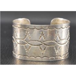 NAVAJO INDIAN CUFF BRACELET