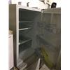 Image 4 : GE Refrigerator - White - Model: GBE21AGKGKWW