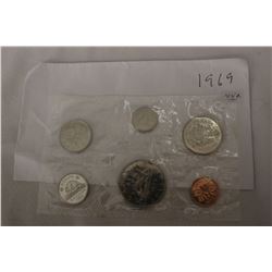 Canada Coin Set (1)