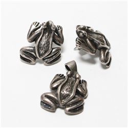 Lot of Vintage Mexico Sterling Silver Frog Earrings & Pendant Set. You will receive a pendant and se