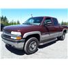 Image 1 : F5 --  2000 CHEVROLET SILVERADO K2500 4X4, RED, 135,900 KMS