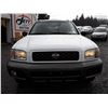 Image 2 : A12D --  2000 NISSAN PATHFINDER LE SUV, WHITE, 342,200 KMS