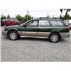 Image 8 : A12 --  2000 SUBARU LEGACY OUTBACK AWP , Green , 311077  True Mileage Unknown  KM's