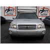 Image 2 : J1 --  2002 TOYOTA HIGHLANDER LTD , Grey , 230057  KM's