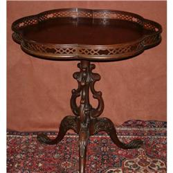 Beautifully Carved Weiman Table with Gallery  #915382