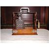 Image 1 : English Oak Tantalus Set #922726