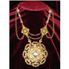 Image 1 : Chandelaine Medallion  Necklace #929889