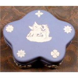WEDGWOOD Jasperware BOX Wedgewood Blue #931426
