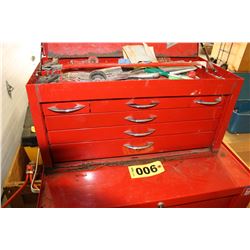 MAC 10 DRAWER RED TOOLBOX C/W ALL TOOLS INCLUDING SOCKETS, WRENCHES, SCREWDRIVERS, BATT CHARGER, ETC