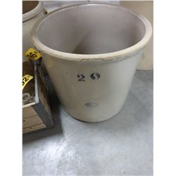 MEDALTA 20 GALLON CROCK WITH HANDLES