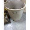 Image 1 : MEDALTA 20 GALLON CROCK WITH HANDLES