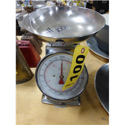 SILVER SCALE & LANTERN