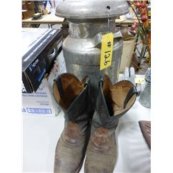 SILVER CREAM CAN & BOOTS
