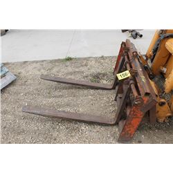 SKID STEER FORKS